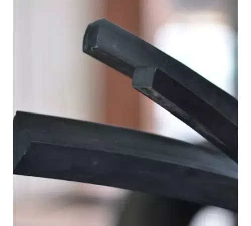 Резиновые уплотнительные квадратные шнуры в Молодечно